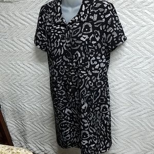 CHICO'S Zenergy Dress Black Snap print